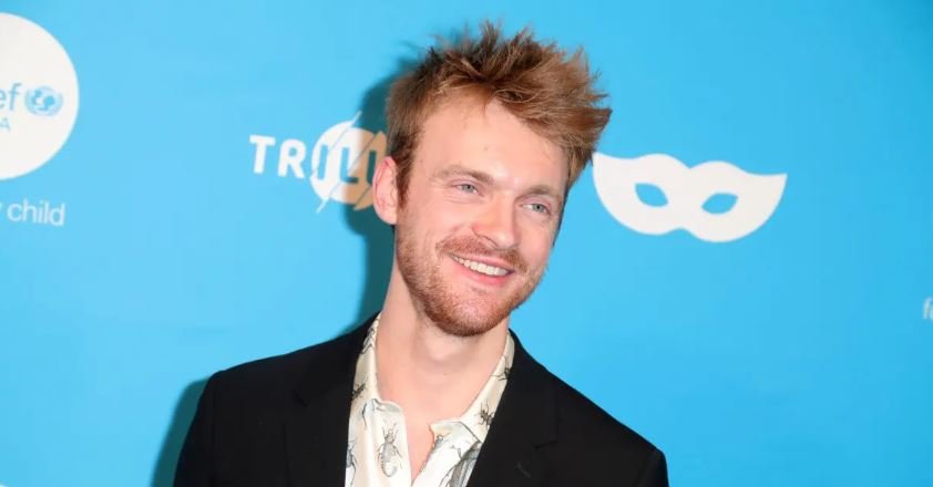 Finneas O'Connell net Worth